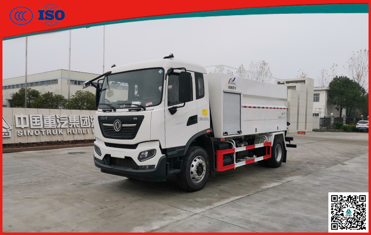 東風(fēng)天錦12方清洗車